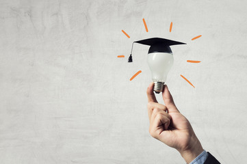 上海南新专线公交 票价 周浦坐到南六公路发展中路站 票价多少？