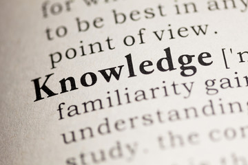 冷车启动怠速1500转正常吗